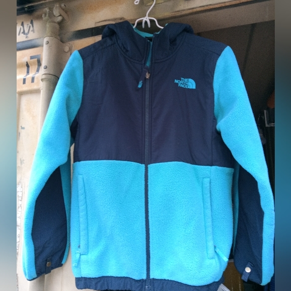 The North Face Other - Girls The North Face hooded fleece sz Large 16-18